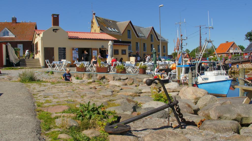 Ballen Badehotel Tranebjerg Extérieur photo